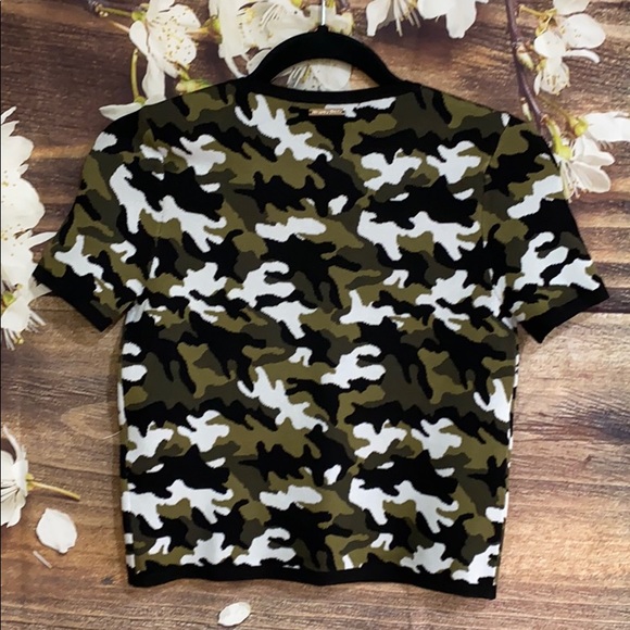 MICHAEL KORS Camo Sweater Top & Skirt Set - Picture 5 of 10